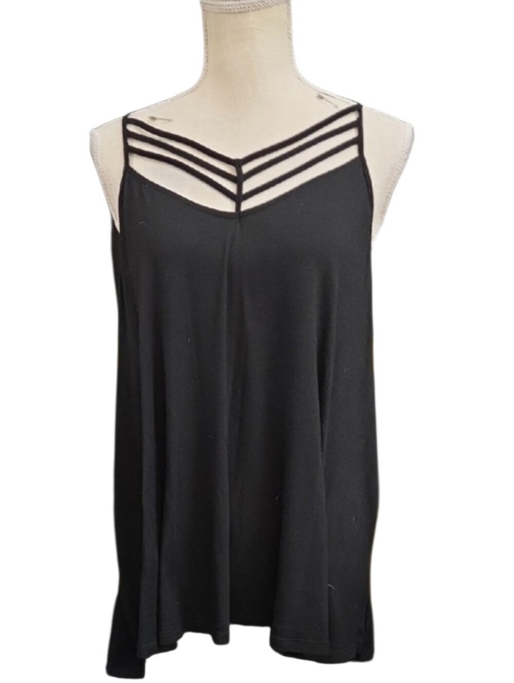 Express Women's Black Strappy V-Neck Tank Top